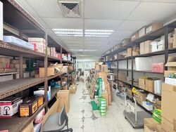 Jalan Besar Plaza (D8), Retail #555309391